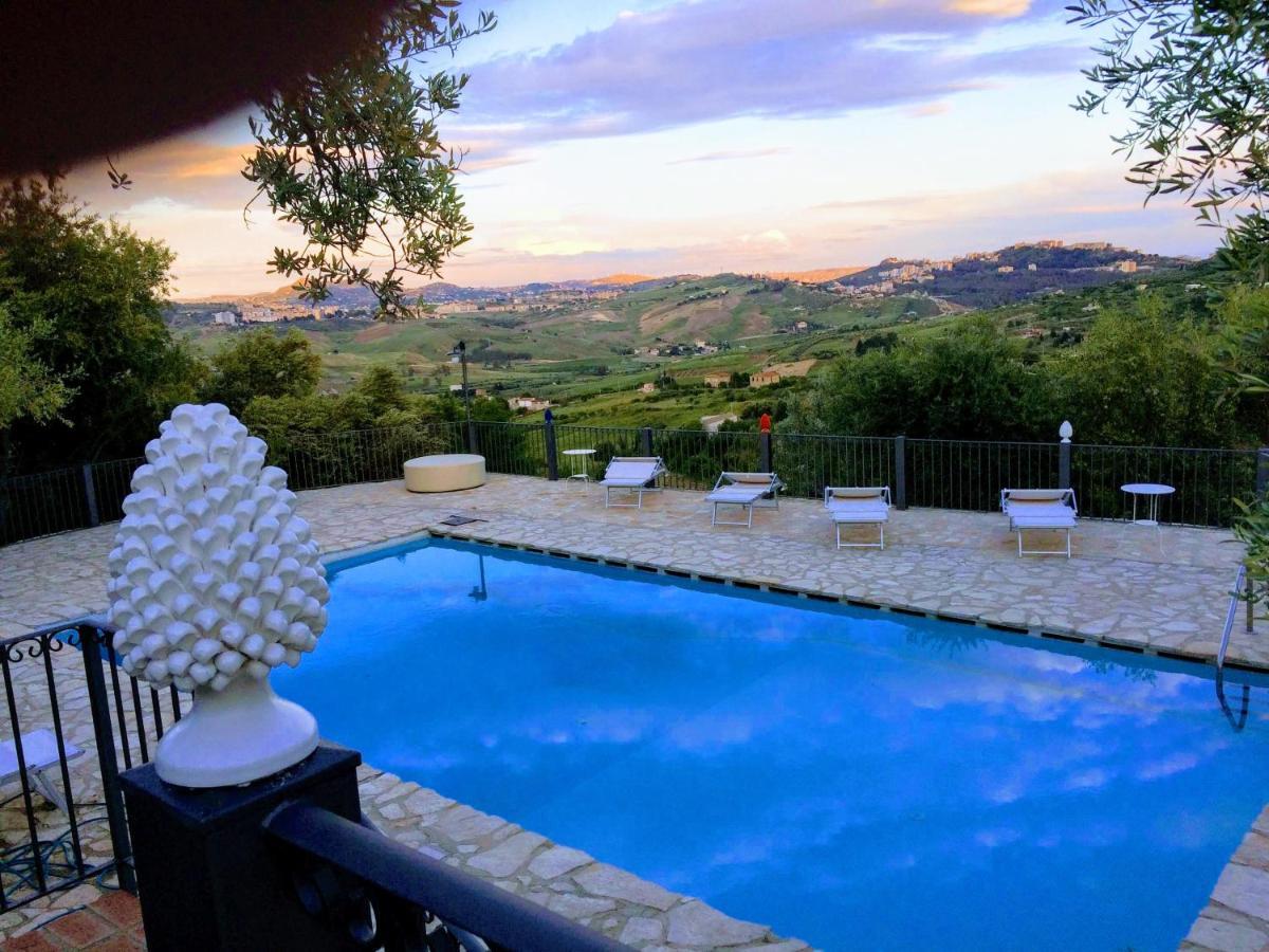 Вилла Agriturismo Roba Degli Ulivi Агридженто Экстерьер фото